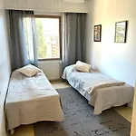 Apartmán Rauhaisa Rivitalo Kolmio Saunalla *