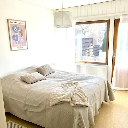 Rauhaisa Rivitalo Kolmio Saunalla 아파트 *