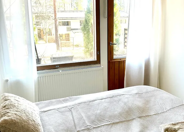 Rauhaisa Rivitalo Kolmio Saunalla